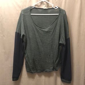 Grey and navy blue long sleeve crop top